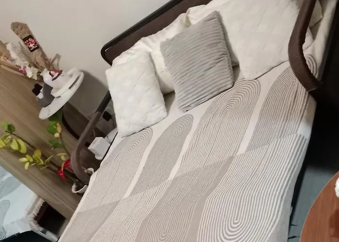 Aj Staycation Shore 1 Tower D 3* Manila